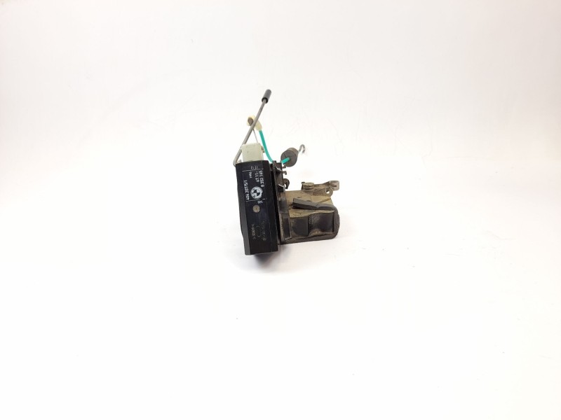 Recambio de cerradura puerta trasera derecha para bmw serie 5 berlina (e39) 2.5 525tds referencia OEM IAM   