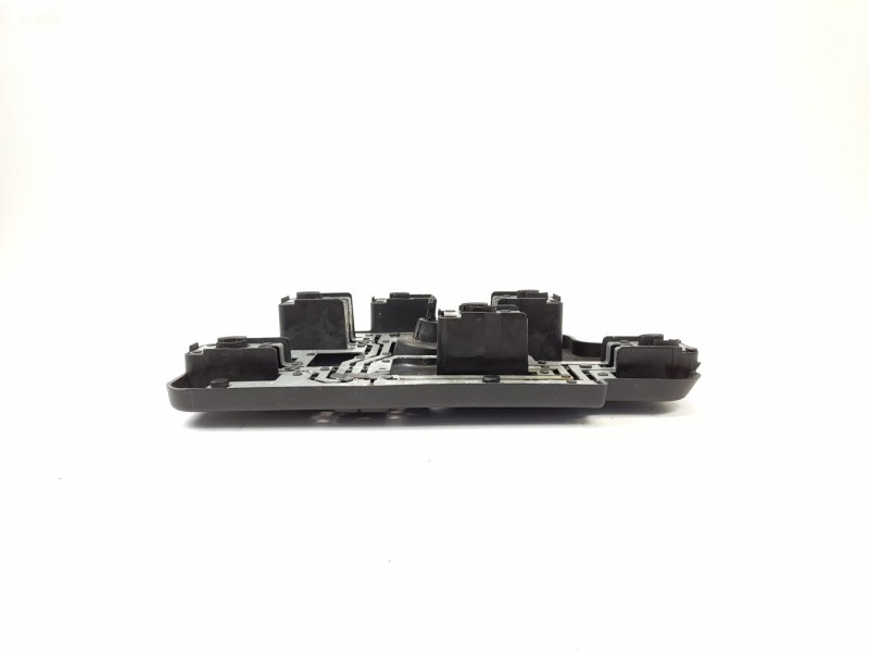 Recambio de portalamparas para bmw serie 5 berlina (e39) 2.5 525tds referencia OEM IAM 8363565 14603500 14603502