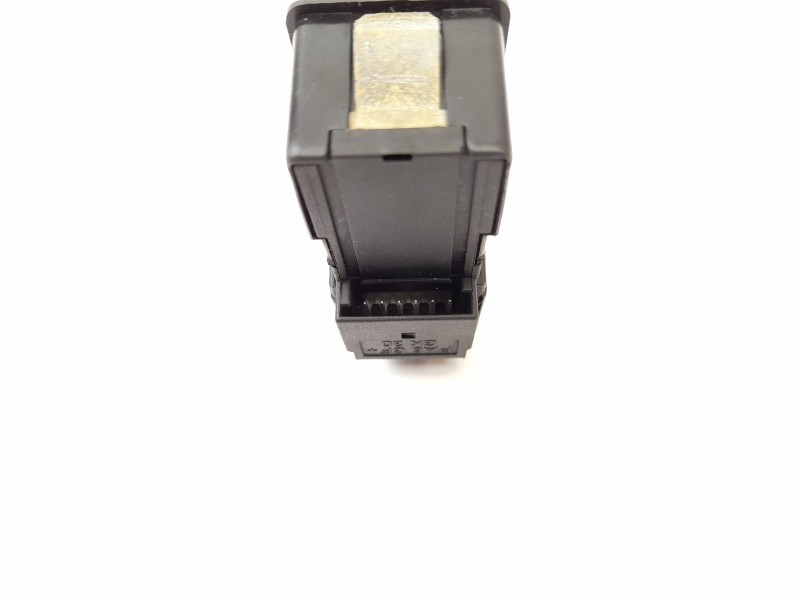Recambio de interruptor para bmw serie 5 berlina (e39) 2.5 525tds referencia OEM IAM 61318352182  03015000