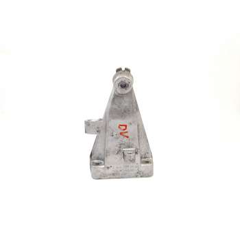 SOPORTE MOTOR DERECHO A6462230304 