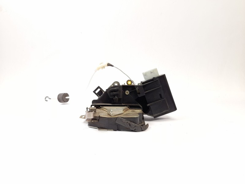 Recambio de cerradura puerta trasera izquierda para bmw serie 5 berlina (e39) 2.5 525tds referencia OEM IAM   