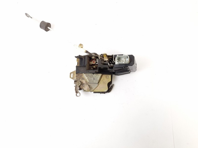 Recambio de cerradura puerta trasera izquierda para bmw serie 5 berlina (e39) 2.5 525tds referencia OEM IAM   