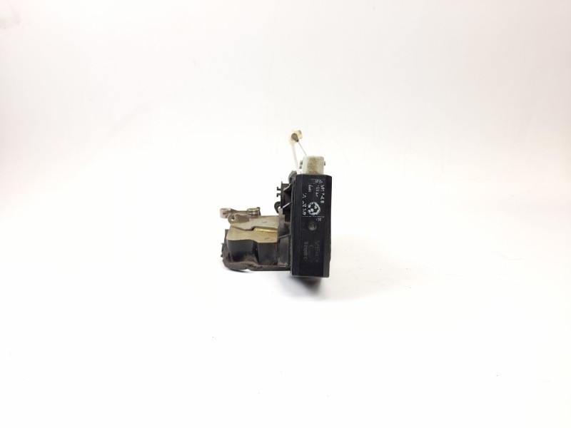 Recambio de cerradura puerta trasera izquierda para bmw serie 5 berlina (e39) 2.5 525tds referencia OEM IAM   