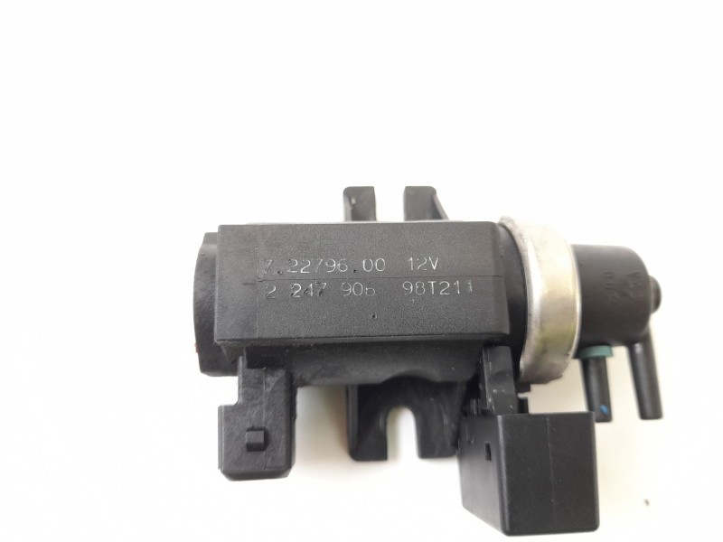 Recambio de valvula aire adicional para bmw serie 3 berlina (e46) 320d referencia OEM IAM 72279600 98T211 2247906