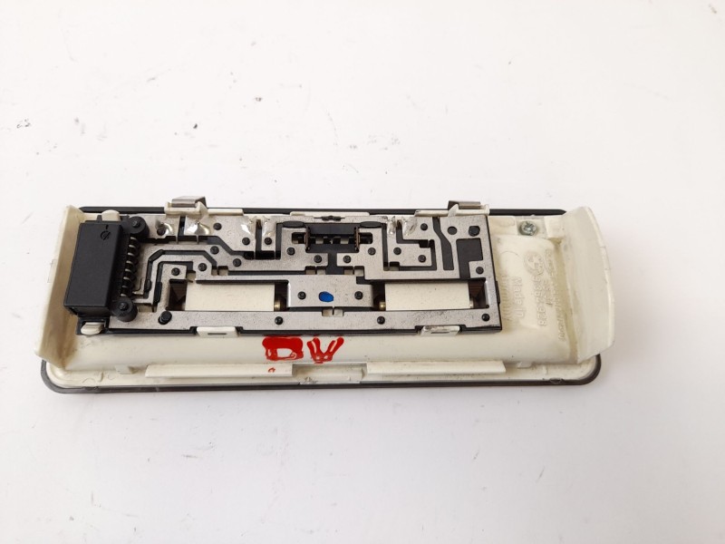 Recambio de luz interior para bmw serie 3 berlina (e46) 320d referencia OEM IAM 63318364928  2JA00771200