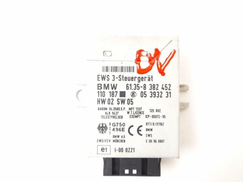 Recambio de centralita inmovilizador para bmw serie 3 berlina (e46) 320d referencia OEM IAM 61358382452  05393231