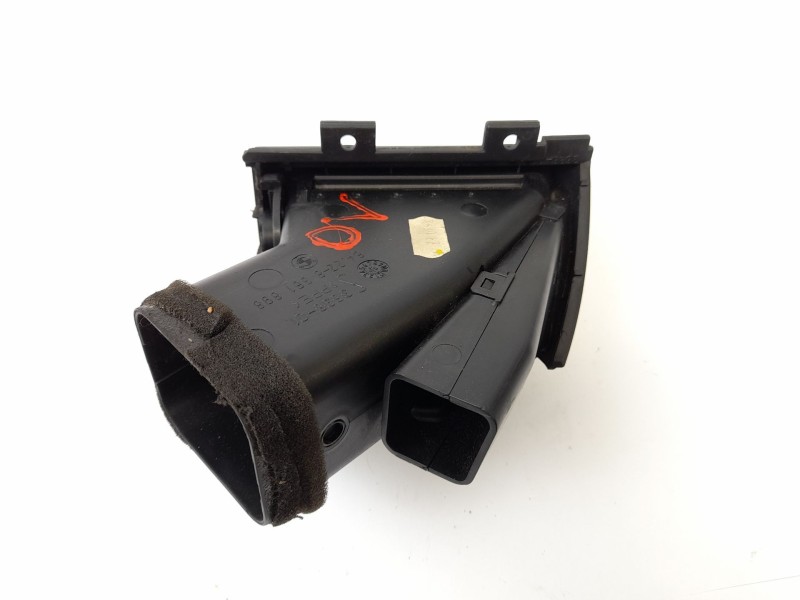 Recambio de rejilla del aire delantera derecha para bmw serie 3 berlina (e46) 320d referencia OEM IAM 64228361898  