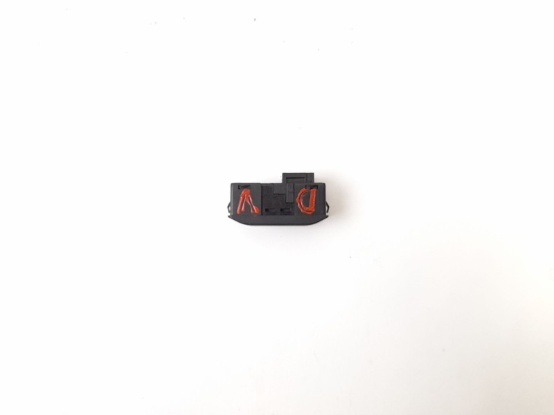 Recambio de interruptor para bmw serie 3 berlina (e46) 320d referencia OEM IAM 61318352182  03015000