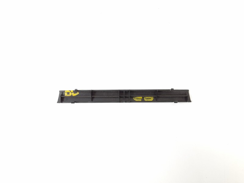 Recambio de moldura para bmw serie 5 berlina (e39) 2.5 525tds referencia OEM IAM 51168185256  