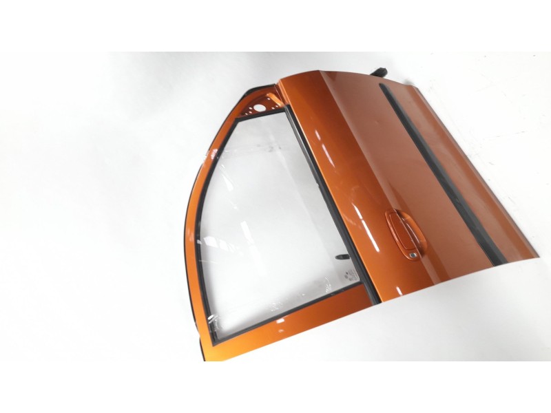 Recambio de puerta delantera derecha para kia picanto 1.0 referencia OEM IAM 7600407010  