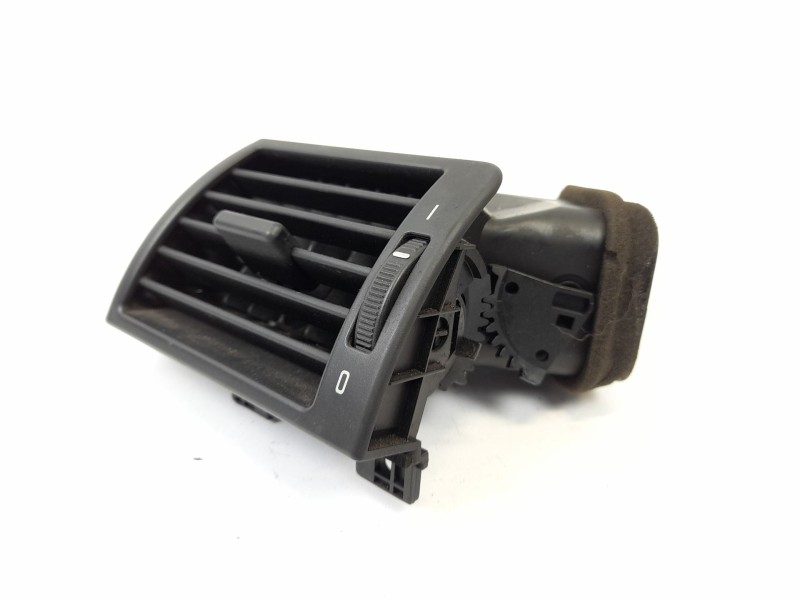 Recambio de rejilla del aire delantera izquierdo para bmw serie 3 berlina (e46) 320d referencia OEM IAM 64228361897  