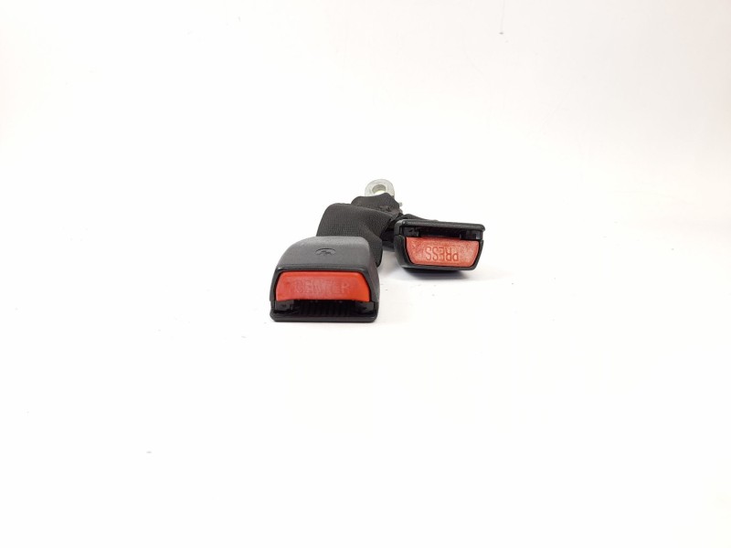 Recambio de enganche cinturon seguridad trasero derecho para bmw serie 3 berlina (e46) 320d referencia OEM IAM 8233292RH  