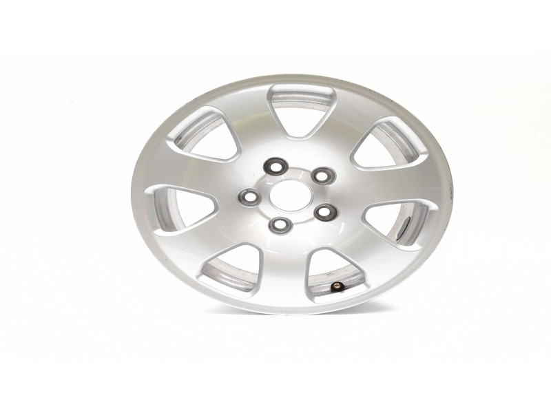 Recambio de llanta para audi a4 avant (8e) 1.9 tdi referencia OEM IAM 8E0601025  