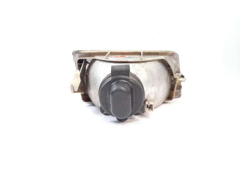 Recambio de faro izquierdo para peugeot 205 berlina referencia OEM IAM   
