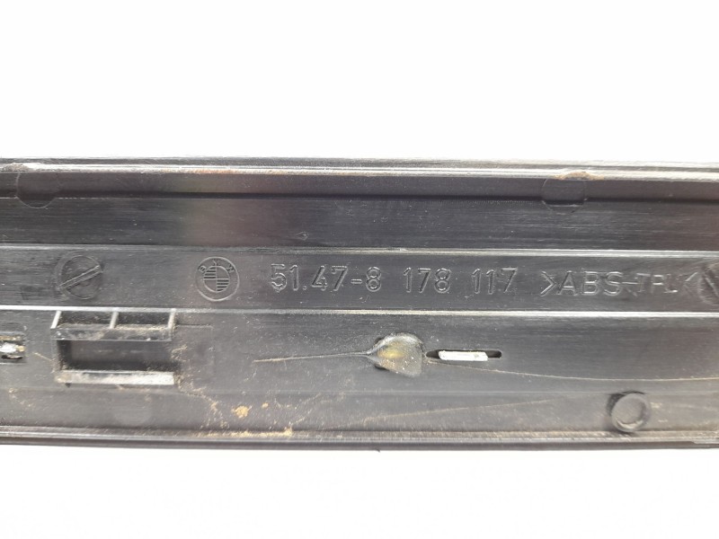 Recambio de moldura para bmw serie 5 berlina (e39) 2.5 525tds referencia OEM IAM 51478178117  