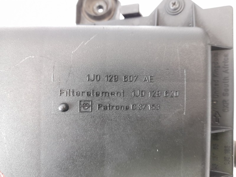 Recambio de filtro aire para skoda octavia combi (1u5) 1.9 tdi referencia OEM IAM 1J0129620  4615785944
