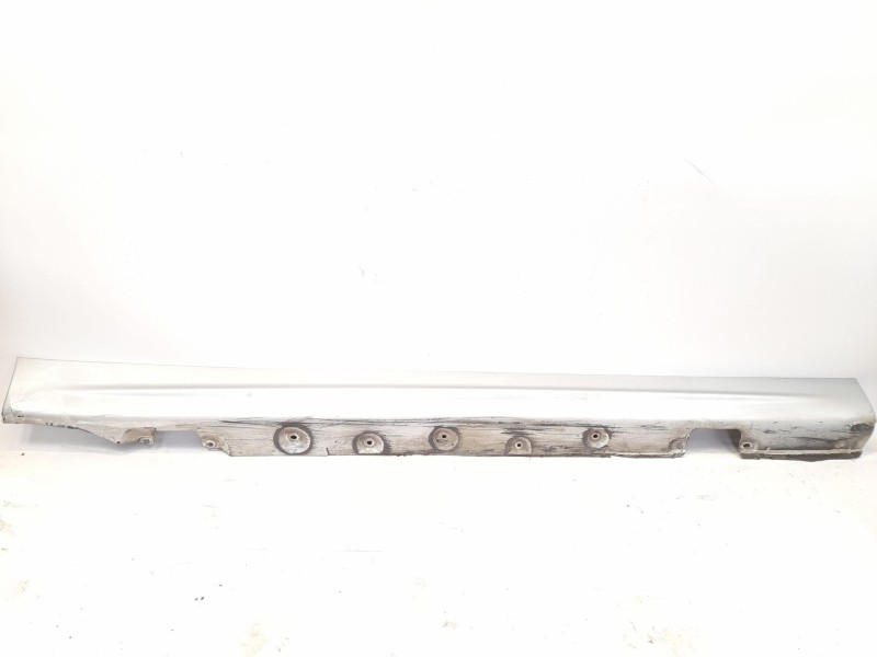 Recambio de faldon lateral para bmw serie 3 berlina (e46) 320d referencia OEM IAM 51718209756  