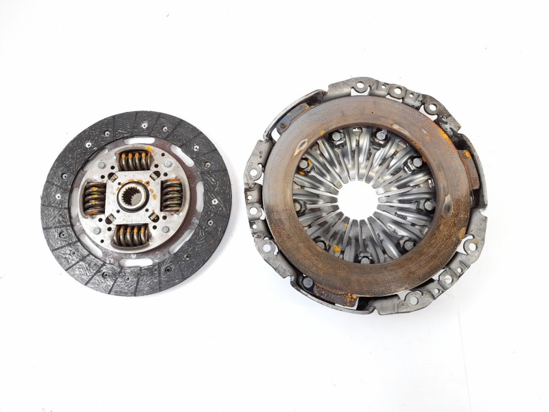Recambio de kit embrague para renault laguna ii (bg0) 2.2 dci turbodiesel referencia OEM IAM 8200828444  
