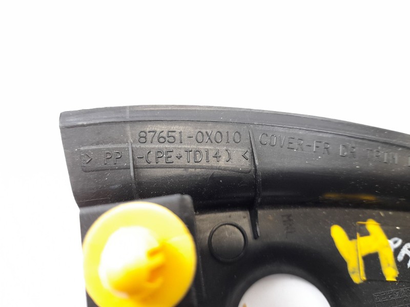 Recambio de moldura para hyundai i10 classic referencia OEM IAM 876510X010  