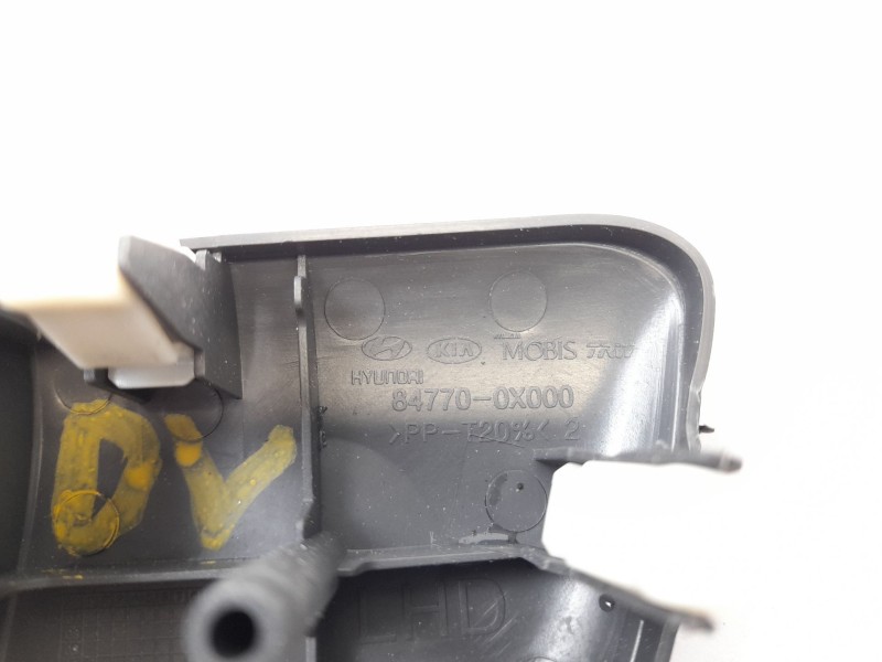 Recambio de moldura para hyundai i10 classic referencia OEM IAM 847700X000  