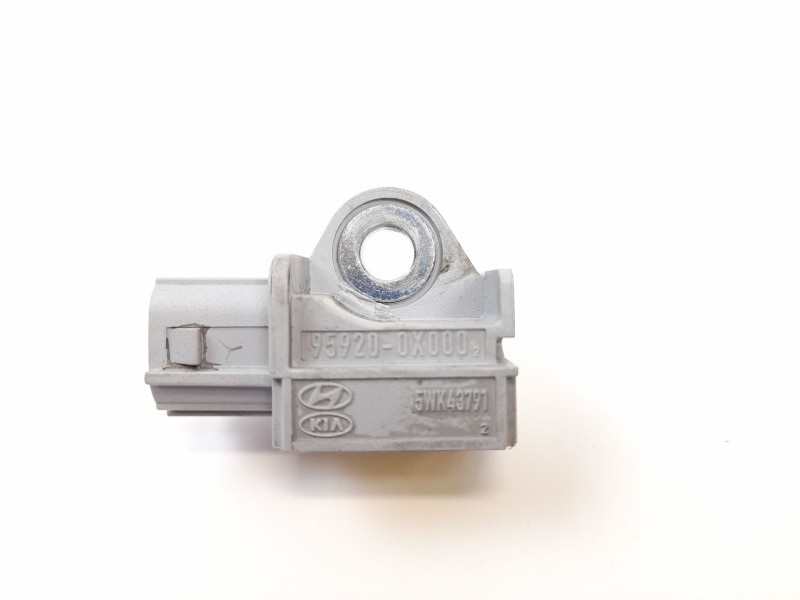 Recambio de sensor para hyundai i10 classic referencia OEM IAM 959200X000  5WK43791