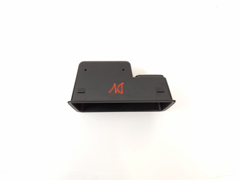 Recambio de moldura para ford sierra fastback (gbc) 1.8 referencia OEM IAM   