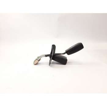 ENGANCHE CINTURON SEGURIDAD TRASERO CENTRAL 8E085773901C 