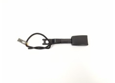 Recambio de enganche cinturon seguridad delantero izquierdo para hyundai i10 classic referencia OEM IAM   