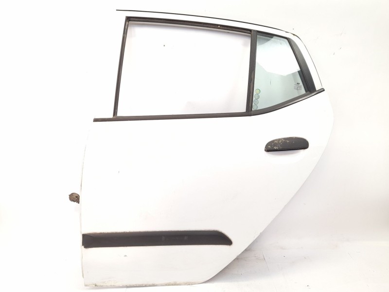Recambio de puerta trasera izquierda para hyundai i10 classic referencia OEM IAM   