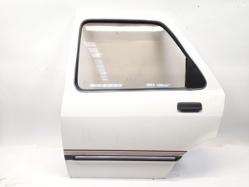 Recambio de puerta trasera izquierda para ford sierra fastback (gbc) 1.8 referencia OEM IAM   
