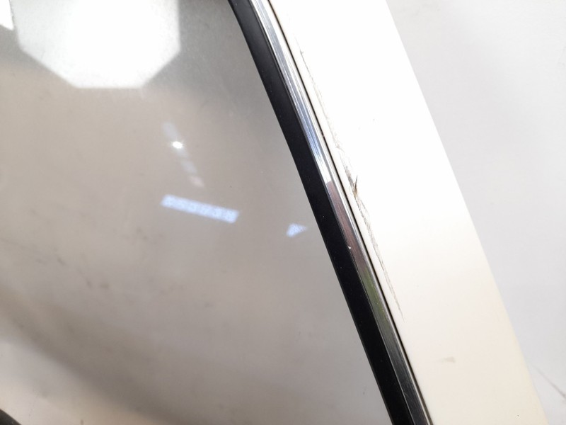 Recambio de puerta trasera izquierda para ford sierra fastback (gbc) 1.8 referencia OEM IAM   