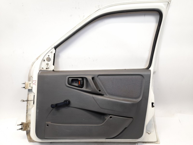Recambio de puerta delantera derecha para ford sierra fastback (gbc) 1.8 referencia OEM IAM   