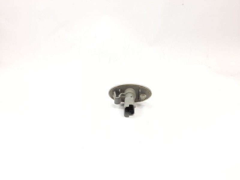 Recambio de piloto lateral izquierdo para peugeot 307 5p xs+hdi referencia OEM IAM 9680057580  