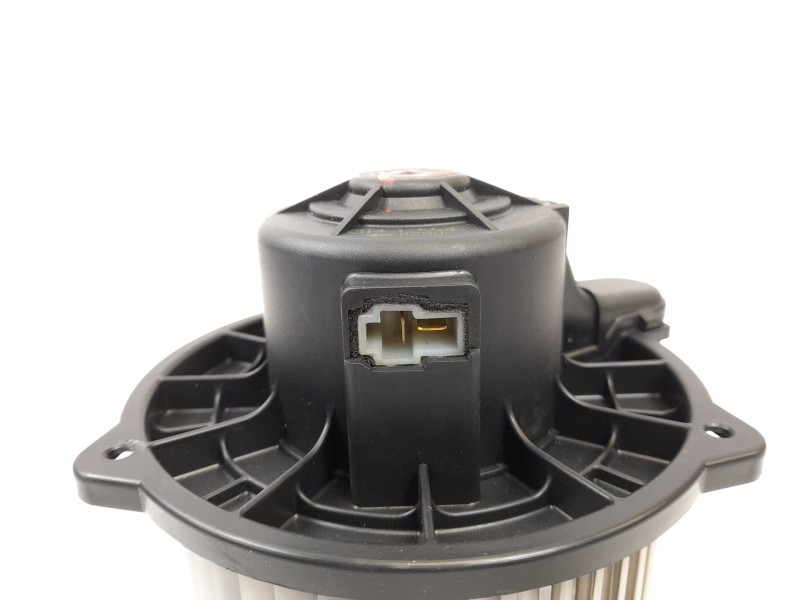 Recambio de ventilador calefaccion para hyundai i10 classic referencia OEM IAM F00S330024  