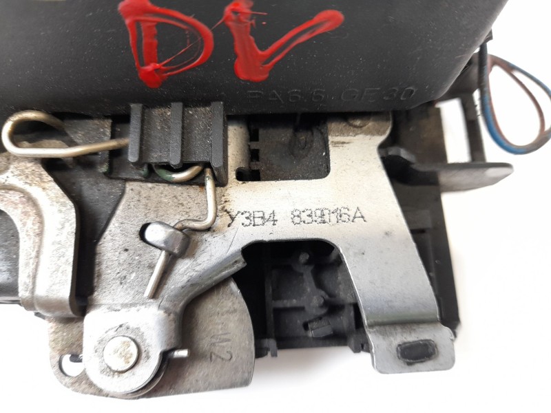 Recambio de cerradura puerta trasera derecha para skoda octavia combi (1u5) 1.9 tdi referencia OEM IAM 3B4839016A  
