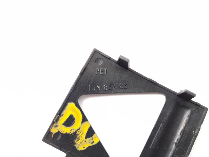 Recambio de moldura para skoda octavia combi (1u5) 1.9 tdi referencia OEM IAM 1U0857586  