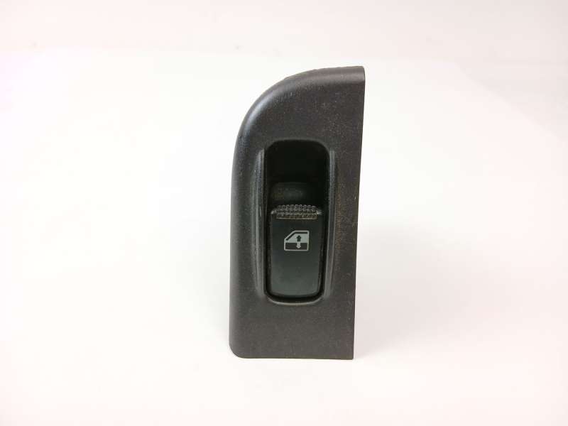 MANDO ELEVALUNAS TRASERO DERECHO 621W10100 