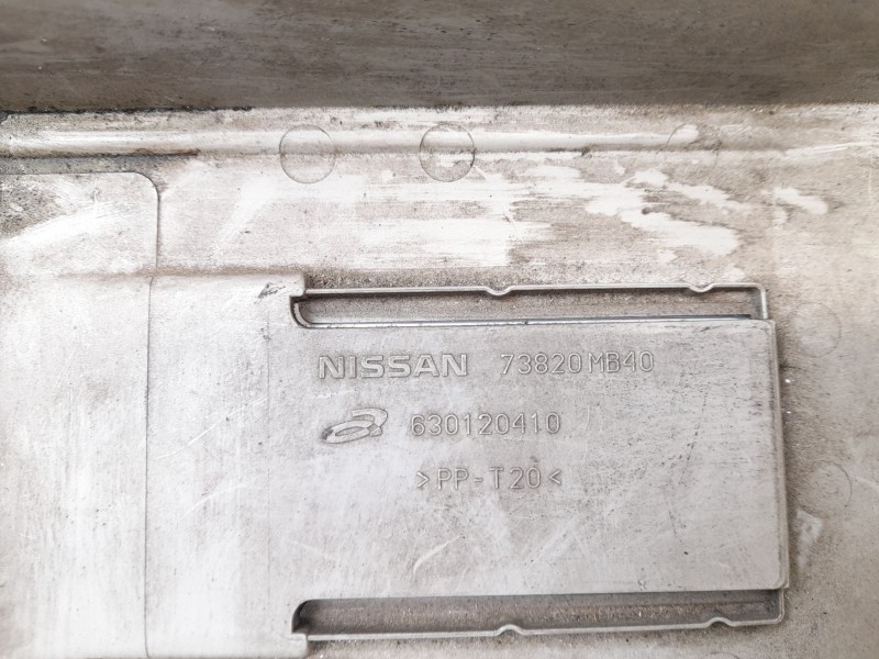 Recambio de moldura para renault maxity fg 130.35/45 referencia OEM IAM 73820MB40  630120410