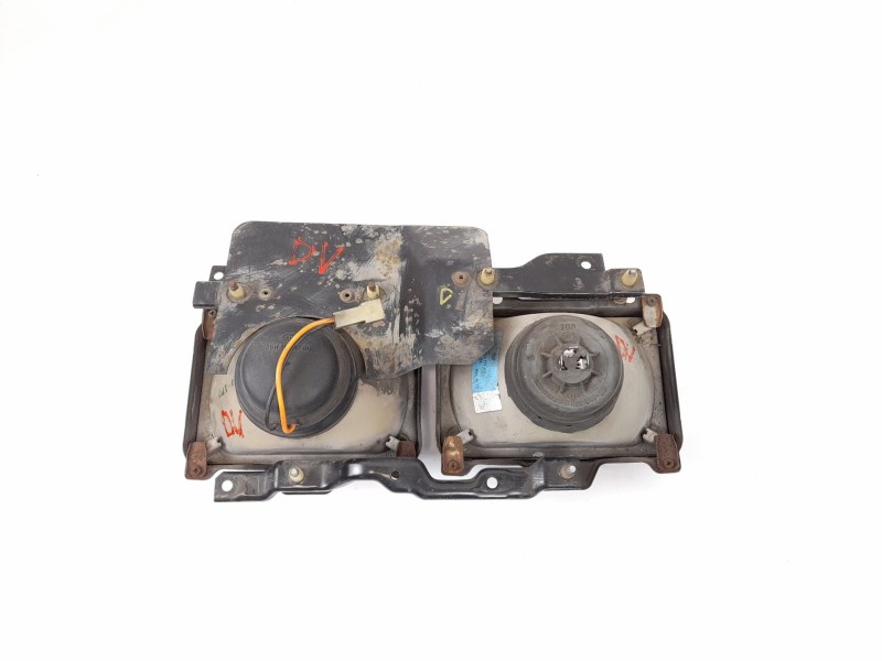 Recambio de faro derecho para nissan vanette furgón (c120) 2.0 d referencia OEM IAM   