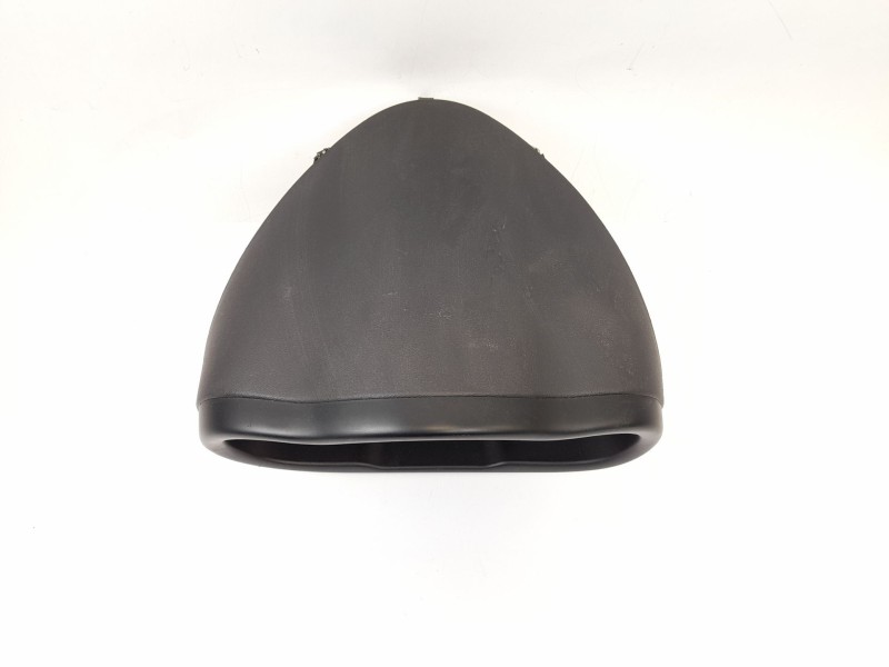 Recambio de moldura para hyundai i10 classic referencia OEM IAM 0X84831000  
