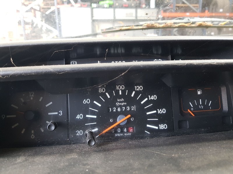 peugeot 205 berlina del año 1998