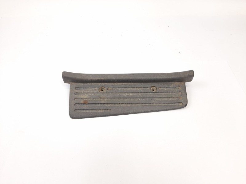 Recambio de moldura para suzuki vitara td referencia OEM IAM 7615256B00  