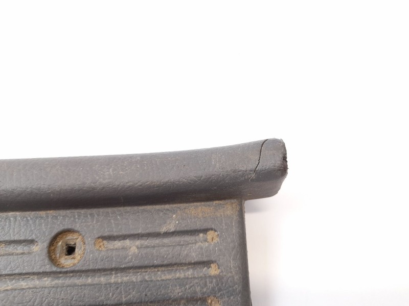Recambio de moldura para suzuki vitara td referencia OEM IAM 7615256B00  