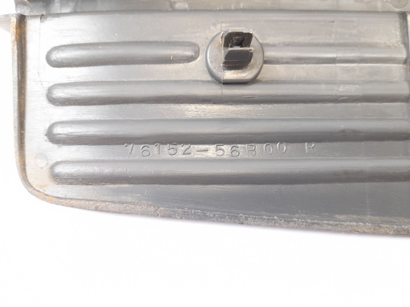 Recambio de moldura para suzuki vitara td referencia OEM IAM 7615256B00  
