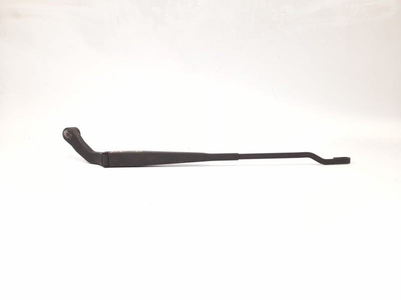 Recambio de brazo limpia delantero derecho para suzuki vitara td referencia OEM IAM   