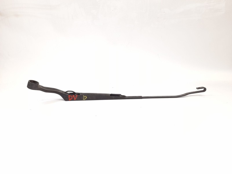Recambio de brazo limpia delantero derecho para suzuki vitara td referencia OEM IAM   