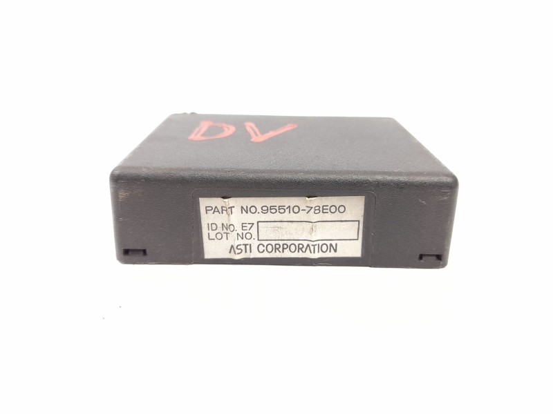 Recambio de modulo electronico para suzuki vitara td referencia OEM IAM 9551078E00  