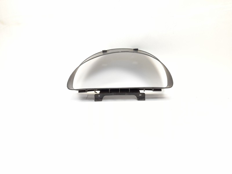 Recambio de moldura para suzuki vitara td referencia OEM IAM 7331177E00  