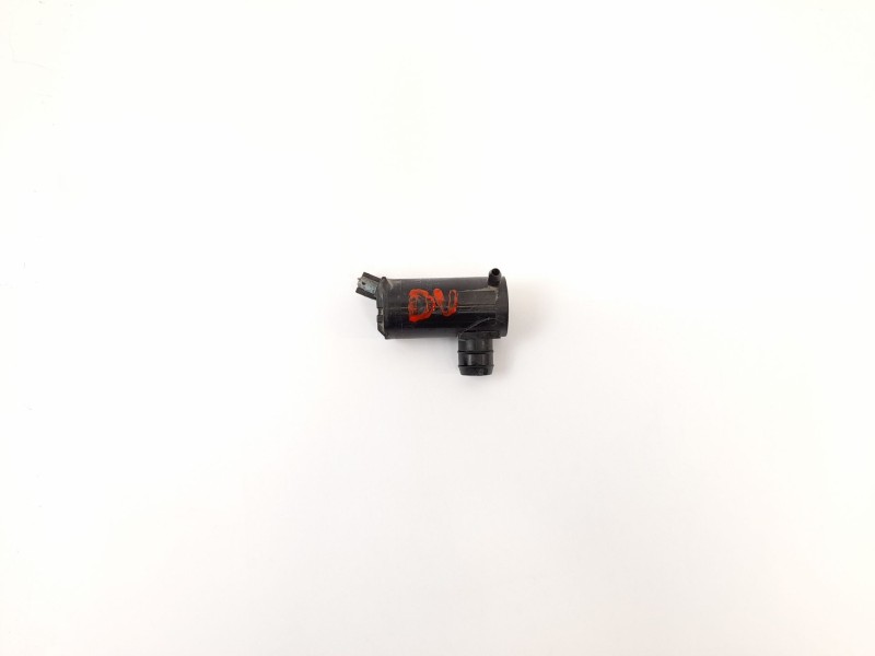 Recambio de bomba limpia para suzuki vitara td referencia OEM IAM 0602101480  