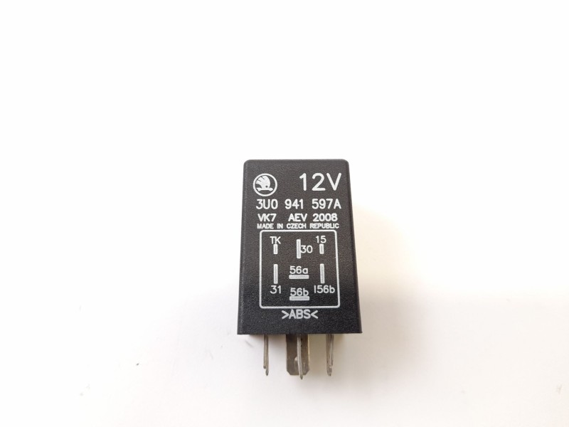 Recambio de rele para skoda superb (3u4) 2.0 tdi dpf referencia OEM IAM 3U0941597A  